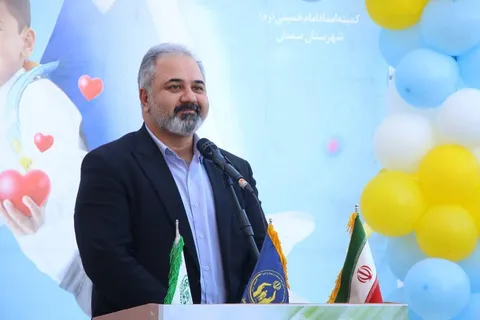هیچ دانش‌آموزی نباید به دلیل مشکلات مالی از تحصیل بازبماند