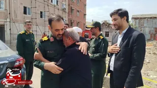 دیدار فرمانده سپاه قدس گیلان با خانواده شهید دانشمند و مدافع وطن درآستانه اشرفیه