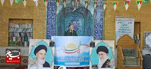اقتدار جمهوری اسلامی مرهون خون شهیدان است.
