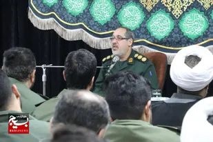 شهید سلیمانی چراغ راه هدایت و بصیرت در مقابل فتنه&zwnj;ها بوده و هست
