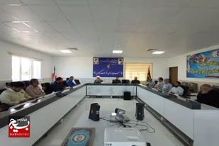 نشست تبیینی هادیان سیاسی سپاه و بسیج تویسرکان