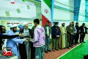 برگزاری مسابقات فوتسال جام فجر به همت حوزه شهید بروجردی آجین