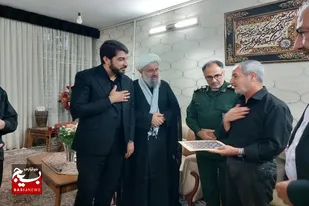 دیدار جمعی از مسئولین ملایر با خانواده&zwnj;های معظم آزادگان