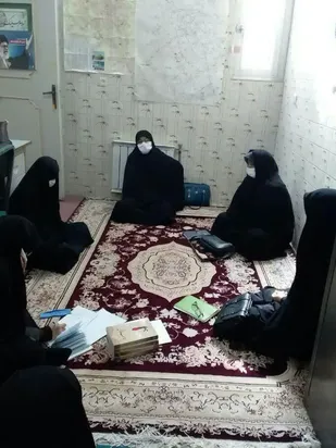 جلسه هم اندیشی بسیجیان حوزه عصمتیه ناحیه مرکزی یزد برگزار شد