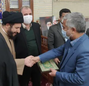 خادمان فاطمی پیشوا تکریم شدند