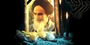 توزیع بیش از 2 هزار پوستر ویژه بزرگداشت سالگرد ارتحال حضرت امام( ره) در ایلام
