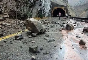 محور پلدختر به خرم&zwnj;آباد تا ۲ روز آینده بازگشایی می&zwnj;شود