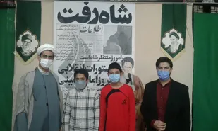 بازدید مسئول دفتر نمایندگی، ولی فقیه در ناحیه خاتم از نمایشگاه انقلاب