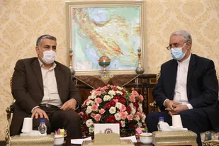 دیدار سفیر ایران در قطر با رئیس گروه دوستى پارلمانى جمهورى اسلامى این کشور