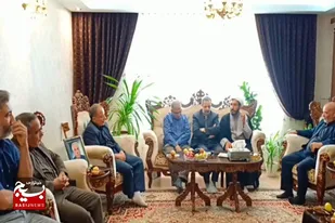 روایت تعهد و میثاق با آنان که قلم را به خون دل گره زدند