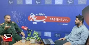 هم دلی بانوان عسلویه با اهدای طلا به جبهه مقاومت