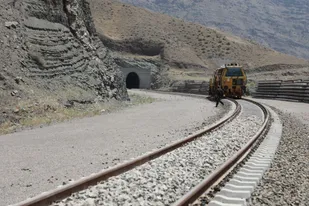 اتصال به شبکه راه&zwnj;آهن درخواست مهم ایلامی&zwnj;ها از رئیس جمهور