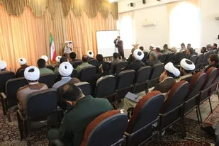 ایمان و بصیرت ضرورت گفتمان سازی انقلاب است