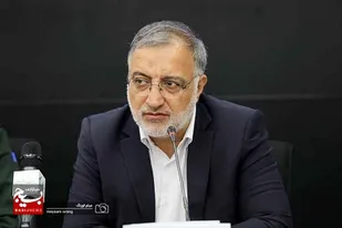 خدمتگذار منت می کشد تا به مردم خدمت کند