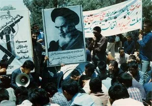 ملتی که جا ماند