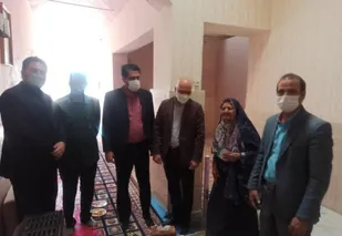 دیدار مسئولان با خانواده شهدا
