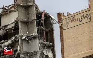 برگزاری نمایشگاه پوستر متروپل در اهواز