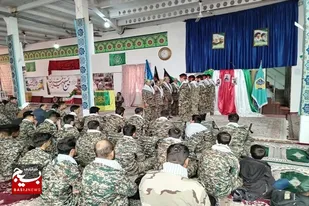 &nbsp;بسیجی باید میدان&zwnj;دار باشد/ برگزاری مراسم نمایش اقتدار بسیجیان در فریمان+عکس