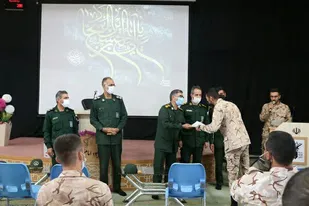 همایش گرامیداشت روزسرباز درهفته دفاع مقدس در جمع کارکنان وظیفه لشکر14امام حسین(علیه السلام) برگزارشد
