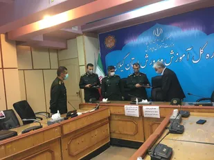عزت معلمان نباید به&zwnj;واسطه کمبودها زیر سؤال برود