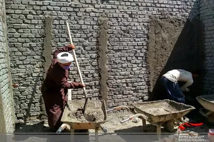 ساخت مدرسه دو کلاسه شهید یوسف اللهی در روستای چاه میرجان دلگان