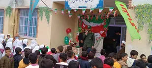 دهه فجر فرصتی بزرگ برای تحقق جهاد تبیین است