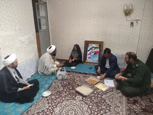 دیدار با خانواده شهدای روحانی شهرستان زرند برگزار گردید
