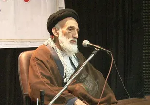 ضرورت استفاده از اینترنت ملی/ مشکلات اقتصادی سبب رخنه&zwnj;های خطرناکی برای نفوذ دشمنان
