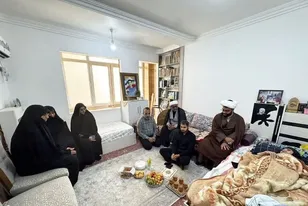 دیدار مسئول سازمان بسیج طلاب هرمزگان با مادر طلبه شهید حیدری