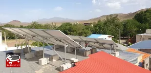 نیروگاه خورشیدی 5 کیلوواتی روستای جوزه قم افتتاح شد