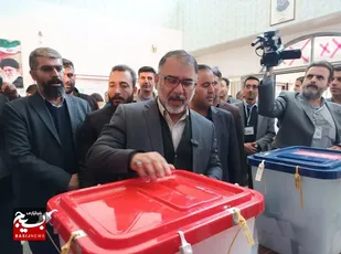 نظام  جمهوری اسلامی ایران مبتنی بر مردم&zwnj;سالاری دینی است
