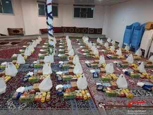 توزیع ۴۶ بسته کمک مومنانه به مناسبت ماه مبارک رمضان