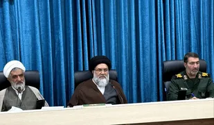 دیدار فرمانده جدید سپاه فتح با نماینده رهبر انقلاب در استان