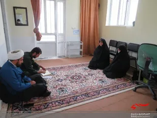 دیدار مسئول دفتر نمایندگی ولی فقیه ناحیه رازوجرگلان با کارکنان حوزه فاطمه الزهرا (س)