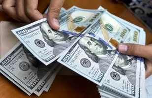 قیمت رسمی انواع ارز روز شنبه ۱۳ دی اعلام شد