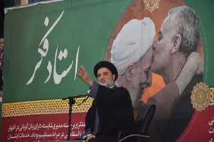 حاج قاسم سمبل شکست آمریکا در دنیا است /سربازی که مطیع رهبری باشد حاج قاسم می&zwnj;شود