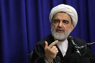 حضرت آیت الله خامنه&zwnj;ای احیاگر جایگاه رفیع قرآن کریم در کشور هستند