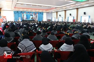 دیدار هزاران بسیجی با فرمانده معظم کل قوا