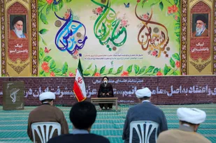 مشکل جامعه بشری بی تقوایی است / استکبار می&zwnj;خواهد مردم جهان سرگردان باشند تا آنها را شکار کند