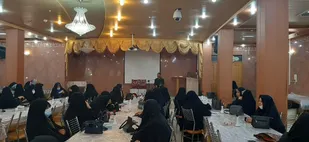 مراسم تقدیر وتجلیل از فعالان عرصه انتخابات نجف آباد