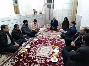 دیدارباخانواده شهدا توسط گردان106 امام حسین(ع) وجمعی از پیشکسوتان
