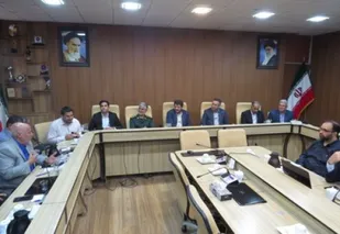 سپاه و بسیج به عنوان تسهیل گر در کنار تولیدگران کشور هستند