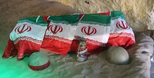 نواختن زنگ&zwnj;استکبار ستیزی در دبیرستان دخترانه رسالت کوهبنان