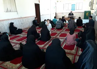نشست تربیت وتعالی فرماندهان ومدیران بسیجی حوزه مقاومت بسیج شهید حق نظری آسمان آباد برگزارشد