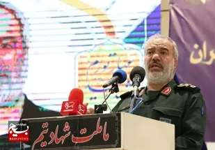اخیرا وزیر خزانه&zwnj;داری آمریکا متولی جنگ مستقیم با ایران شد/ &zwnj;پیشرفت&zwnj;های محیرالعقولی داشته&zwnj;ایم