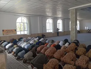 تجلی شکوه وحدت در مرزهای شمال&zwnj;غرب؛ برگزاری همایش &laquo;منزلت نماز&raquo; در منطقه عملیاتی اشنویه
