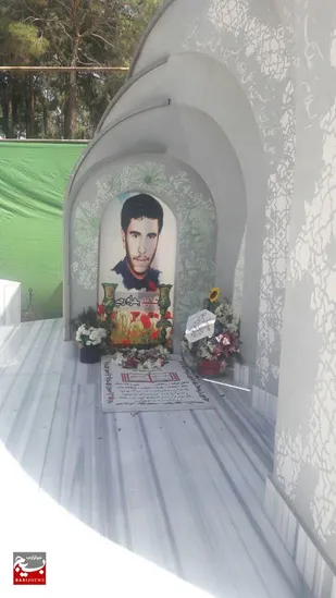 سنگ مزار شهید زنجانی در امامزاده شاه میر حمزه(ع) اصفهان تعویض شد