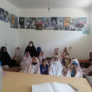 آشناسازی نونهالان حسینی با سیره معصومین در فخرآباد