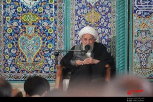 در محضر  مراجع معظم تقلید و اساتید اخلاق