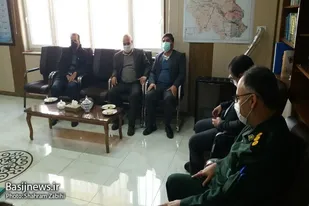 دیدار شهردار ملایر و جمعی از بازنشستگان سپاه با فرمانده سپاه ملایر